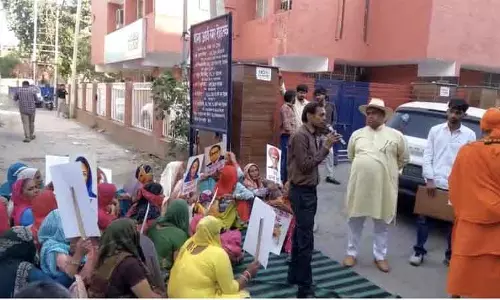 Rohtak: MC ऑफिस में हंगामा करने वाले ट्रेड लीडर को गिरफ्तार, भ्रष्टाचार आरोप