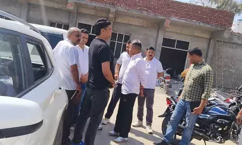 Haryana के करनाल गांव में ज़मीन विवाद में हिंसा, दो लोगों की मौत, 12 घायल Haryana के करनाल गांव में ज़मीन विवाद में हिंसा, दो लोगों की मौत, 12 घायल