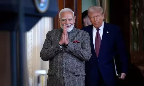 यूएस एंबेसी ने पीएम मोदी के लिए ट्रंप के बयान को दोहराया, प्रधानमंत्री को काम पूरा करने वाला लीडर बताया यूएस एंबेसी ने पीएम मोदी के लिए ट्रंप के बयान को दोहराया, प्रधानमंत्री को काम पूरा करने वाला लीडर बताया
