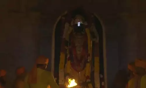 अयोध्या: श्री राम जन्मभूमि मंदिर में राम लला का सूर्य तिलक किया गया अयोध्या: श्री राम जन्मभूमि मंदिर में राम लला का सूर्य तिलक किया गया