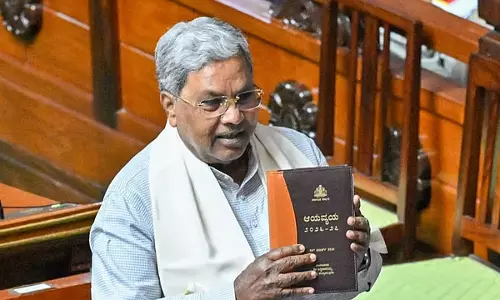 राज्य को हुए आर्थिक नुकसान के लिए केंद्र जिम्मेदार है; CM सिद्धारमैया राज्य को हुए आर्थिक नुकसान के लिए केंद्र जिम्मेदार है; CM सिद्धारमैया