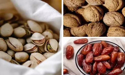 CHENNAI: युद्ध से आयात प्रभावित, सोकारपेट में सूखे मेवों की कीमतें बढ़ीं CHENNAI: युद्ध से आयात प्रभावित, सोकारपेट में सूखे मेवों की कीमतें बढ़ीं