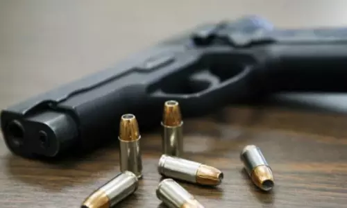 Assam : चुनाव से पहले हथियार सरेंडर अभियान में 65% अनुपालन दर्ज किया गया Assam : चुनाव से पहले हथियार सरेंडर अभियान में 65% अनुपालन दर्ज किया गया