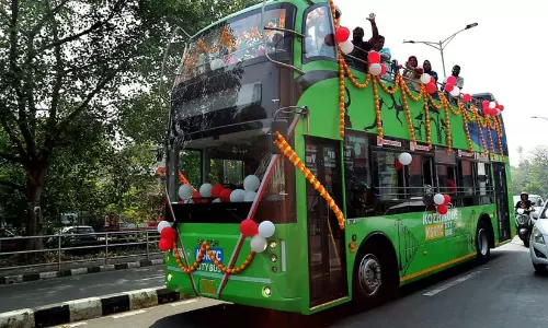 KSRTC डबल डेकर सेवा आज से शुरू KSRTC डबल डेकर सेवा आज से शुरू
