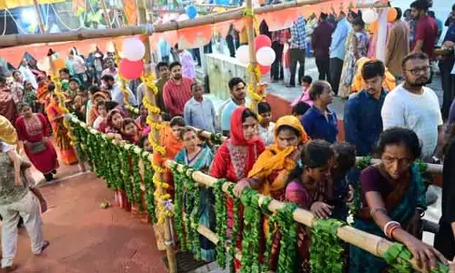 राम नवमी पर Odisha के मंदिरों में कड़ी सुरक्षा के बीच भक्तों की भीड़ उमड़ी