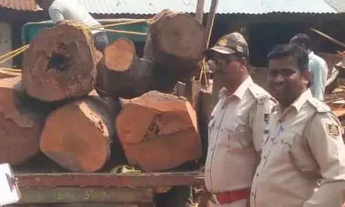 Bhubaneswar 14 लाख रुपये से ज़्यादा कीमत की अवैध आरा मशीन ज़ब्त