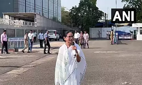 एक्साइज ड्यूटी में कमी दुकानों में मोलभाव करने जैसा है: Mamata ने आलोचना की