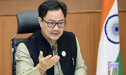 Kiren Rijiju ने पेट्रोल, डीजल पर एक्साइज ड्यूटी में कटौती का किया स्वागत Kiren Rijiju ने पेट्रोल, डीजल पर एक्साइज ड्यूटी में कटौती का किया स्वागत