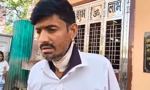MP : मुरैना में पत्नी ने लड़ाई के दौरान चाकू से हमला किया, पति को 8 टांके लगे MP : मुरैना में पत्नी ने लड़ाई के दौरान चाकू से हमला किया, पति को 8 टांके लगे
