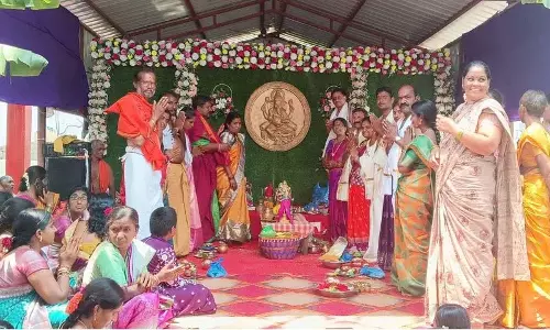 Sri Rama Navami: मंचेरियल के तंदूर में सीता-राम का भव्य विवाह मनाया गया Sri Rama Navami: मंचेरियल के तंदूर में सीता-राम का भव्य विवाह मनाया गया