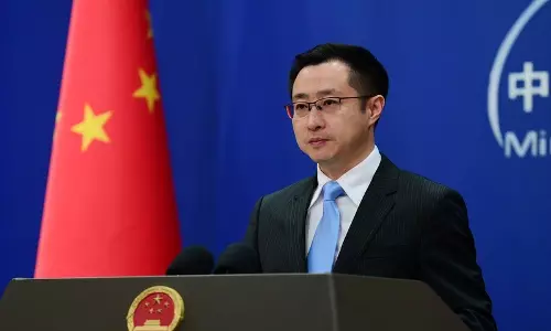 China ने विद्वान मौत के लिए अमेरिका की पूछताछ को ज़िम्मेदार ठहराया China ने विद्वान मौत के लिए अमेरिका की पूछताछ को ज़िम्मेदार ठहराया