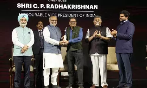 उपराष्ट्रपति ने 20वें रामनाथ गोयनका पत्रकारिता पुरस्कार समारोह को किया संबोधित