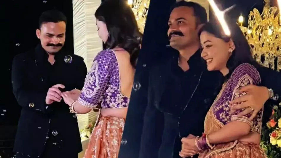 SP कृष्ण विश्नोई और ASP अंशिका वर्मा की सगाई हुई, IPS की जोड़ी को खूब प्यार दे रहे लोग SP कृष्ण विश्नोई और ASP अंशिका वर्मा की सगाई हुई, IPS की जोड़ी को खूब प्यार दे रहे लोग