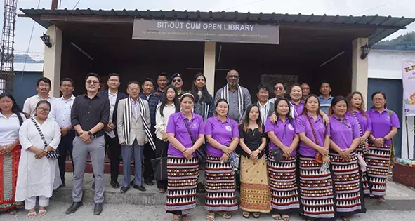 Arunachal: सेप्पा में ‘सिट-आउट-कम-ओपन लाइब्रेरी’ का उद्घाटन Arunachal: सेप्पा में ‘सिट-आउट-कम-ओपन लाइब्रेरी’ का उद्घाटन