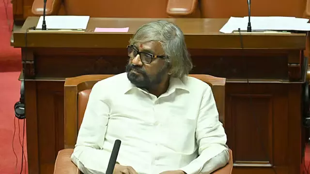एयर फ़ोर्स को दी गई 452 एकड़ जंगल की ज़मीन वापस की गई: Minister एयर फ़ोर्स को दी गई 452 एकड़ जंगल की ज़मीन वापस की गई: Minister