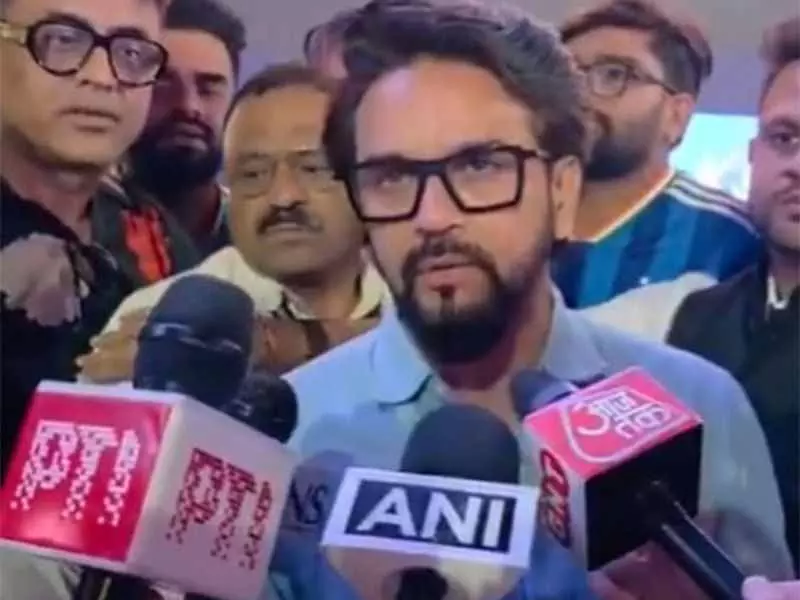 BJP MP ने पेट्रोल, डीजल पर ‘नियोजित’ उपकर को लेकर राज्य सरकार पर हमला बोला BJP MP ने पेट्रोल, डीजल पर ‘नियोजित’ उपकर को लेकर राज्य सरकार पर हमला बोला