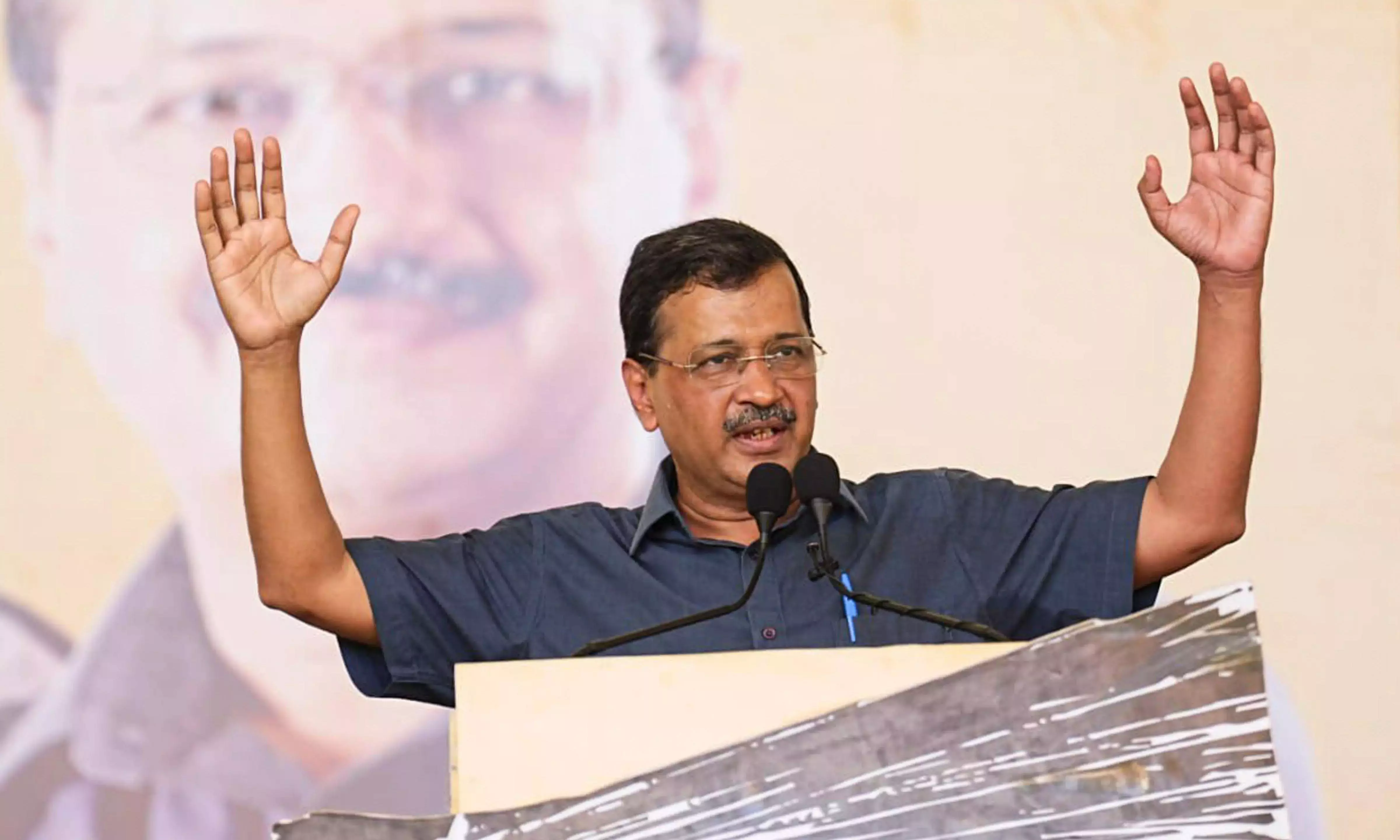 Delhi Assembly ने फांसी-घर मामले में अरविंद केजरीवाल समेत AAP नेताओं को चेतावनी दी Delhi Assembly ने फांसी-घर मामले में अरविंद केजरीवाल समेत AAP नेताओं को चेतावनी दी