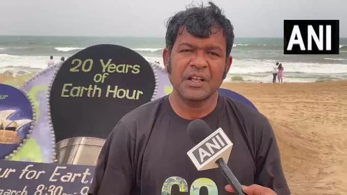 पुरी में रेत कला के जरिए Earth Hour 20 सालों का सफर पुरी में रेत कला के जरिए Earth Hour 20 सालों का सफर