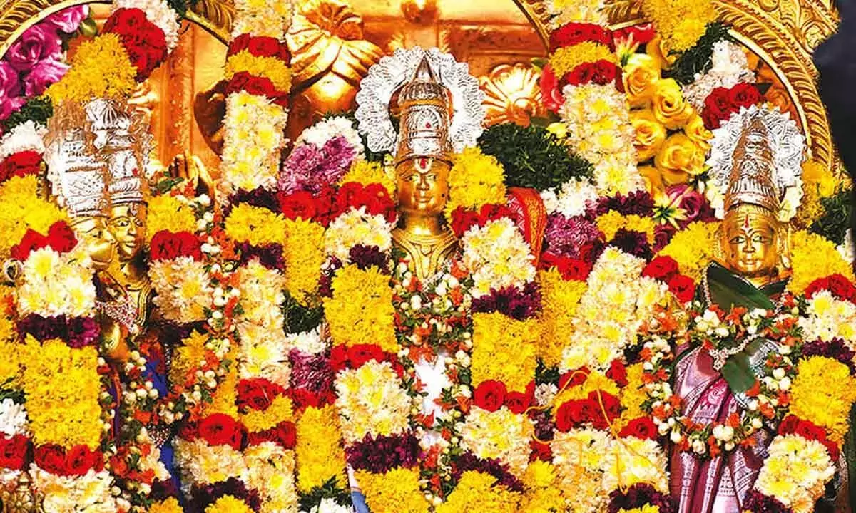 Andhra: धार्मिक उत्साह के साथ नवमी मनाई गई