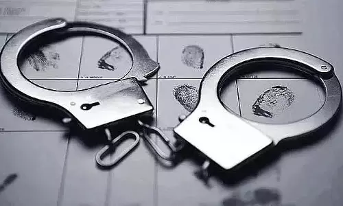 Maharashtra : पालघर के रेप के आरोपी धर्मगुरु को पुणे में पकड़ा गया Maharashtra : पालघर के रेप के आरोपी धर्मगुरु को पुणे में पकड़ा गया