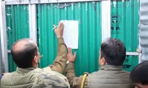 Srinagar पुलिस ने E&IMCO मामले में तीन घोषित अपराधियों की संपत्तियां कुर्क कीं