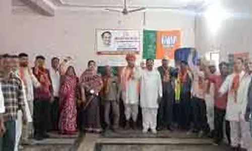 मंडलायुक्त ने Srinagar में चिंतन शिविर की तैयारियों का जायजा लिया मंडलायुक्त ने Srinagar में चिंतन शिविर की तैयारियों का जायजा लिया