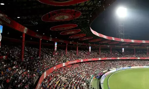 IPL टिकट विवाद: विजयेंद्र, तेजस्वी सूर्या अशोक से सहमत नहीं, ‘VIP कल्चर’ की आलोचना की IPL टिकट विवाद: विजयेंद्र, तेजस्वी सूर्या अशोक से सहमत नहीं, ‘VIP कल्चर’ की आलोचना की