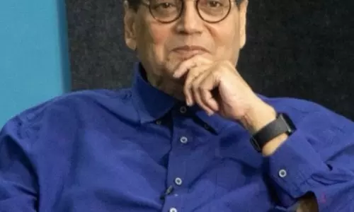 फिल्मों के बाद अब एनीमेशन में ताल ठोकेंगे सुभाष घई, राजीव चिलाका संग की बड़ी पार्टनरशिप फिल्मों के बाद अब एनीमेशन में ताल ठोकेंगे सुभाष घई, राजीव चिलाका संग की बड़ी पार्टनरशिप