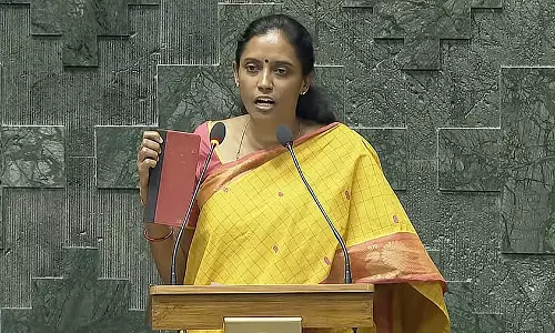 सीट सिलेक्शन में ट्रांसपेरेंसी की कमी; पार्टी के हितों से समझौता: कांग्रेस MP जोथिमणि सीट सिलेक्शन में ट्रांसपेरेंसी की कमी; पार्टी के हितों से समझौता: कांग्रेस MP जोथिमणि