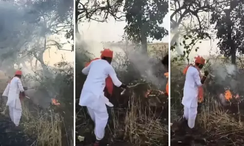MP : वन मंत्री ने काफिला बीच में रुकवाकर छतरपुर के खेत में लगी आग बुझाने में किसानों की मदद की
