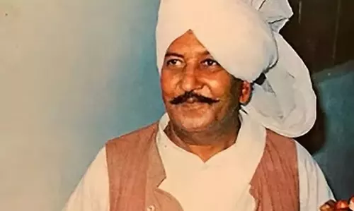 Jammu: फ्रेंड्स वेलफेयर सोसाइटी ने किया लाल चंद यमला को सम्मान