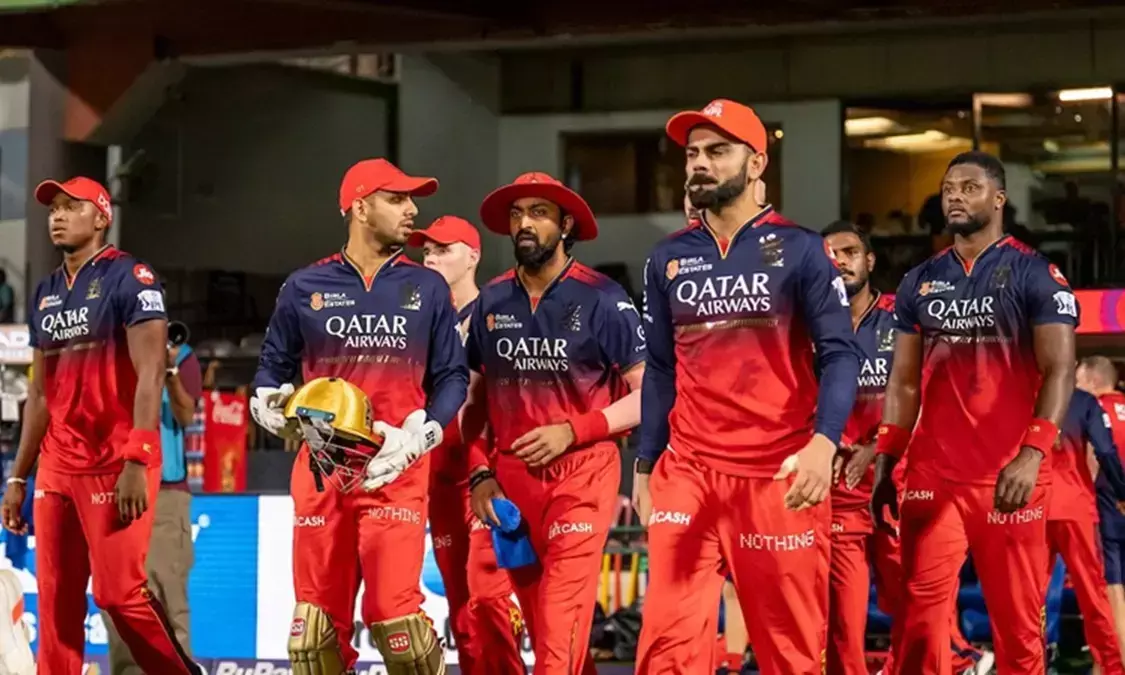 Bengaluru: RCB के लिए चिंता की खबर, दो प्रमुख गेंदबाज बाहर Bengaluru: RCB के लिए चिंता की खबर, दो प्रमुख गेंदबाज बाहर