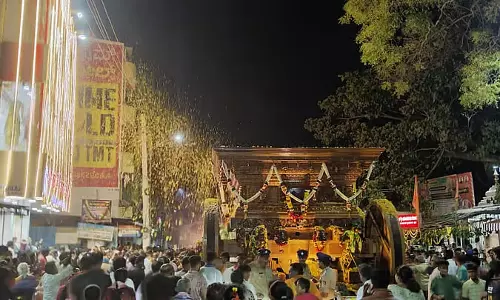 Karnataka : अविमुक्तेश्वर रथ का भव्य स्वागत Karnataka : अविमुक्तेश्वर रथ का भव्य स्वागत