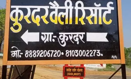 रिसॉर्ट में पका रहे थे हिरण का मांस, 4 गिरफ्तार रिसॉर्ट में पका रहे थे हिरण का मांस, 4 गिरफ्तार