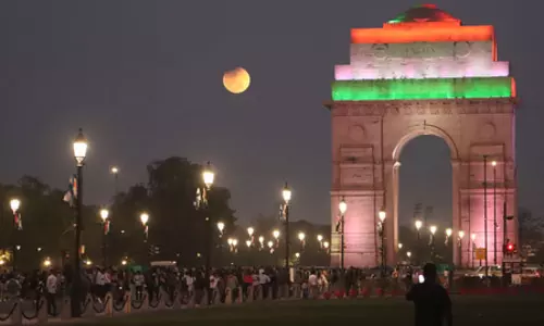 Earth Hour 2026: भारत में भी मनाया जाएगा अर्थ आवर 2026, इंडिया गेट पर भी होगा अंधेरा Earth Hour 2026: भारत में भी मनाया जाएगा अर्थ आवर 2026, इंडिया गेट पर भी होगा अंधेरा