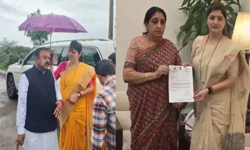 Rupali Chakankar ने एनसीपी महिला विंग प्रमुख पद से इस्तीफा दिया