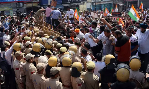 BJP ने NLU और ‘जॉब स्कैम’ के खिलाफ बड़ा विरोध मार्च निकाला