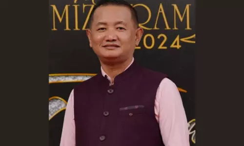 Mizoram : जर्नलिस्ट एसोसिएशन ने नई एग्जीक्यूटिव चुनी, इन्वेस्टिगेटिव जर्नलिज्म पर जोर दिया Mizoram : जर्नलिस्ट एसोसिएशन ने नई एग्जीक्यूटिव चुनी, इन्वेस्टिगेटिव जर्नलिज्म पर जोर दिया