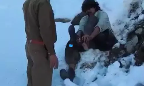 Himachal के मनाली में बर्फ में फंसे केरल के ट्रैकर को बचाया गया