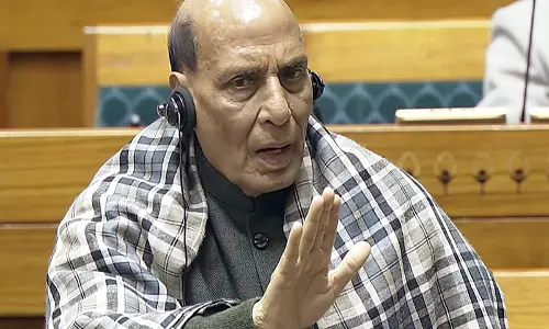 Rajnath Singh आज पश्चिम एशिया संकट पर मंत्रियों के अनौपचारिक समूह की पहली बैठक की करेंगे अध्यक्षता Rajnath Singh आज पश्चिम एशिया संकट पर मंत्रियों के अनौपचारिक समूह की पहली बैठक की करेंगे अध्यक्षता