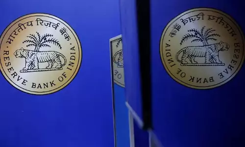 RBI ने USD/INR करेंसी पेयर के लिए नेट ओपन पोजीशन को $100 मिलियन पर लिमिट किया
