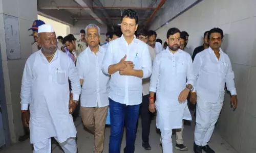 Health Minister अबितकर ने उप-जिला अस्पतालों में दवाओं की कमी न होने देने का आग्रह किया Health Minister अबितकर ने उप-जिला अस्पतालों में दवाओं की कमी न होने देने का आग्रह किया