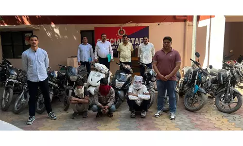 Delhi: तीन ऑटो-लिफ्टर गिरफ्तार; स्पेशल स्टाफ, शाहदरा ने दस चोरी की गाड़ियां बरामद कीं