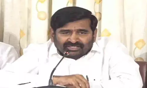 Jagadish Reddy ने पुलिस कार्रवाई की आलोचना की Jagadish Reddy ने पुलिस कार्रवाई की आलोचना की