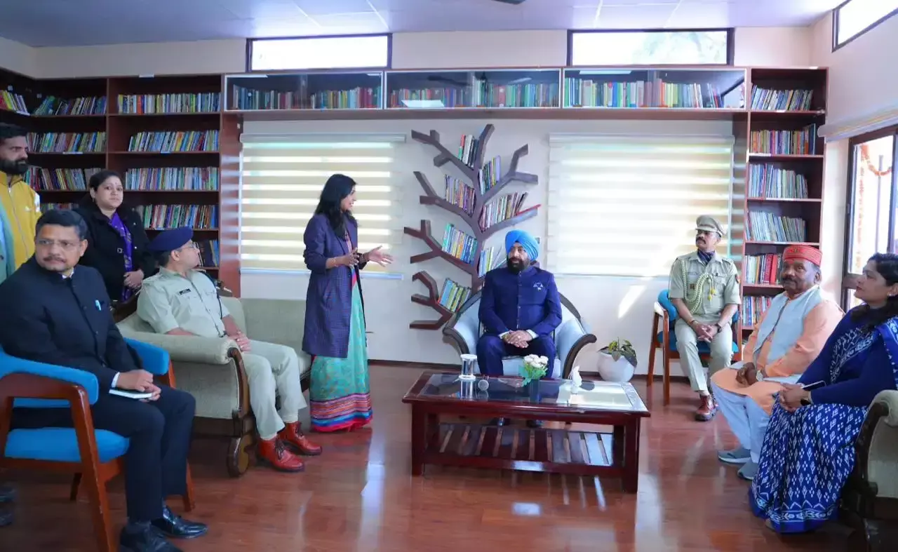 Pauri Garhwal: राज्यपाल ने स्वास्थ्य, शिक्षा और खेल संस्थानों का किया दौरा Pauri Garhwal: राज्यपाल ने स्वास्थ्य, शिक्षा और खेल संस्थानों का किया दौरा