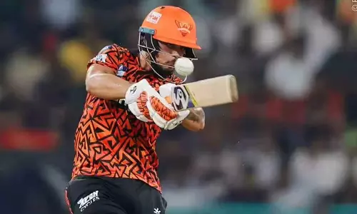 IPL 2026 RCB vs SRH:  हैदराबाद ने 15 ओवर में बनाए 155 रन, 6 विकेट खोए