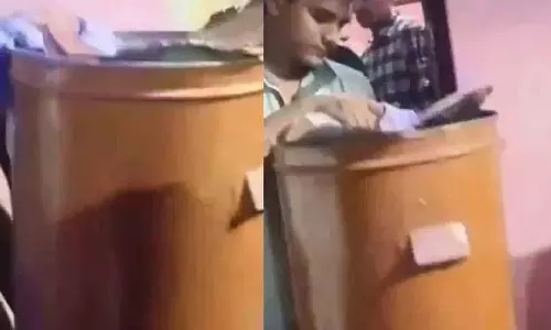 Agra में पुलिस ने 7 साल की बच्ची का शव बरामद किया Agra में पुलिस ने 7 साल की बच्ची का शव बरामद किया