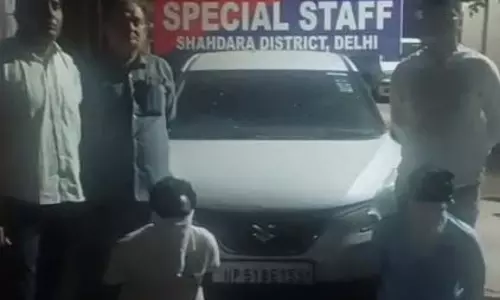 वाहन चोरी के आरोप में दो युवक गिरफ्तार, चोरी की कार बरामद वाहन चोरी के आरोप में दो युवक गिरफ्तार, चोरी की कार बरामद