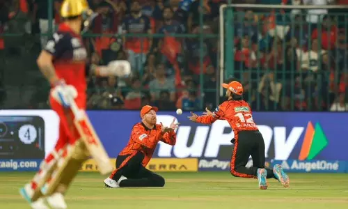 IPL 2026: जयदेव उनादकट ने Phil Salt को पहली गेंद पर किया आउट IPL 2026: जयदेव उनादकट ने Phil Salt को पहली गेंद पर किया आउट
