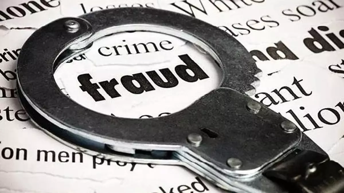 Mumbai : मालदीव के कॉन्सुल बॉबी मोहंती ने ₹4.59 लाख के क्रेडिट कार्ड फ्रॉड की रिपोर्ट की Mumbai : मालदीव के कॉन्सुल बॉबी मोहंती ने ₹4.59 लाख के क्रेडिट कार्ड फ्रॉड की रिपोर्ट की